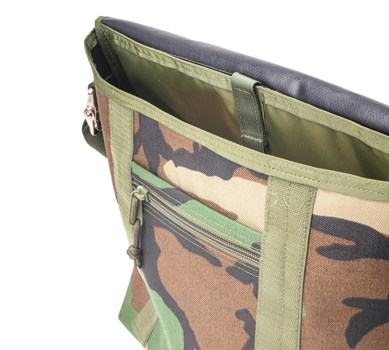 Messenger Bag - Woodland Camo : Inside